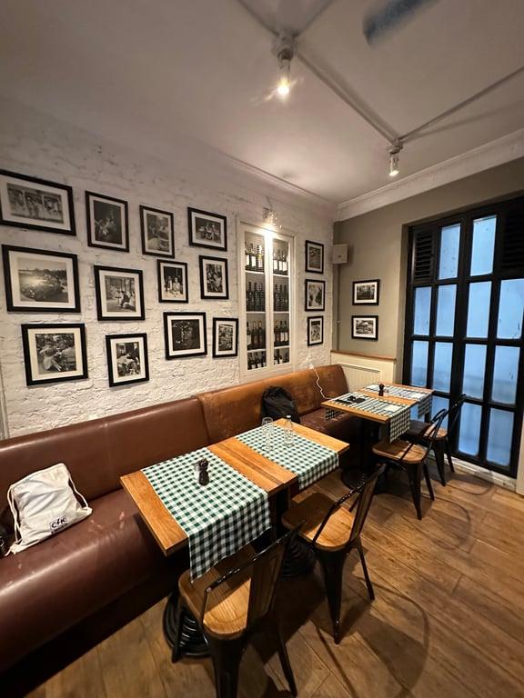 Pizzeria Pidos fotoğraf 6