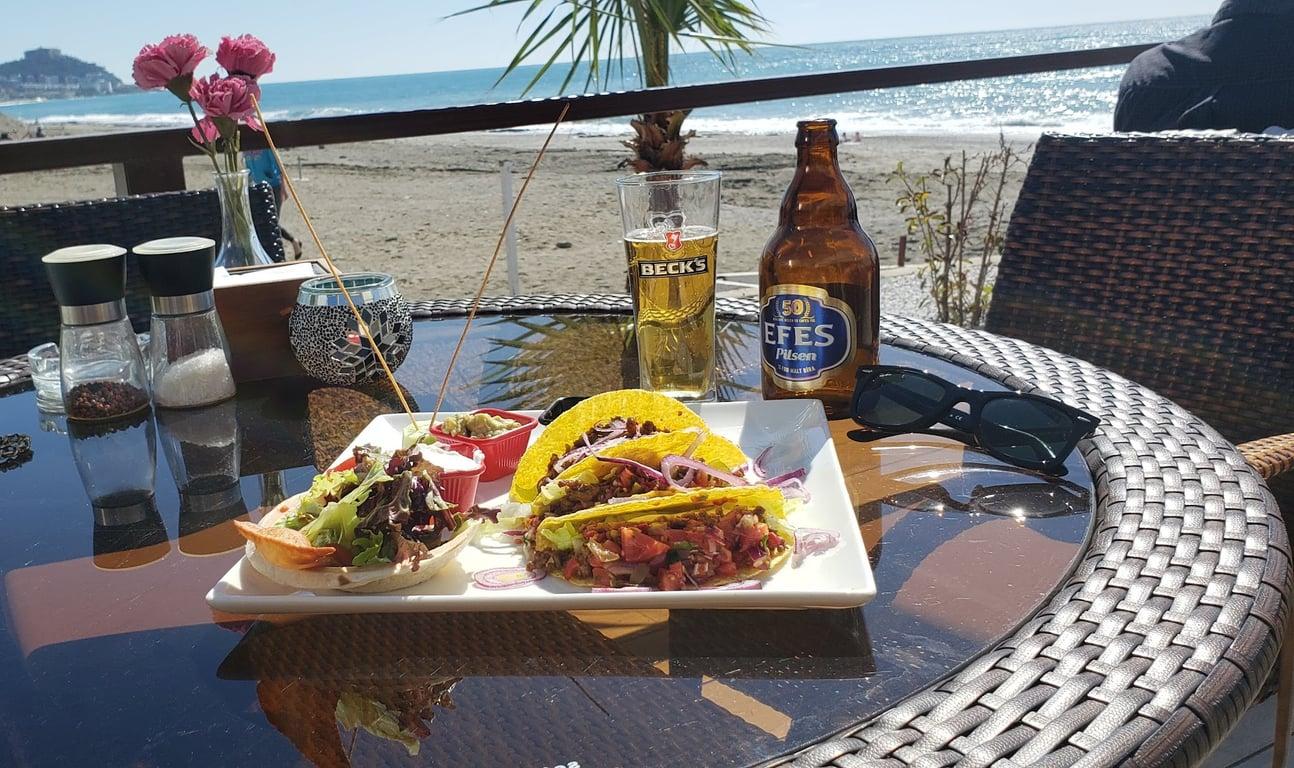 Pura Vida Restaurant fotoğraf 18