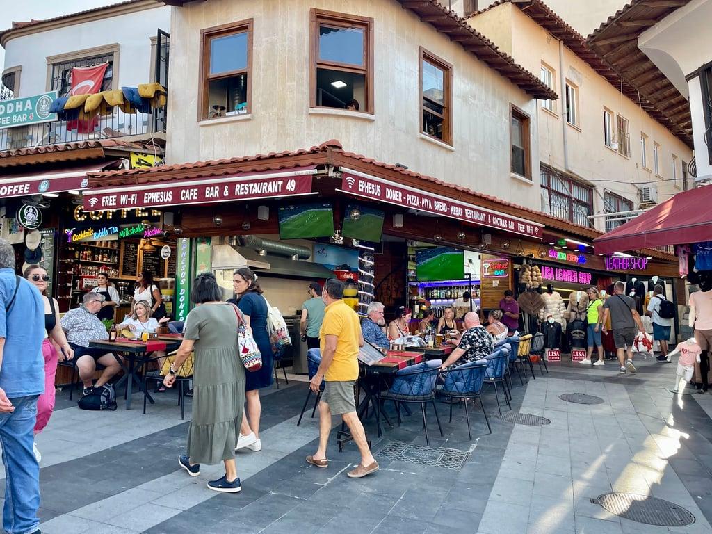 4 Brothers Dedem K. Restaurant fotoğraf 7