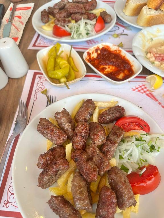 Tarihi Lezzet İnegöl Köfte ve Piyaz fotoğraf 16