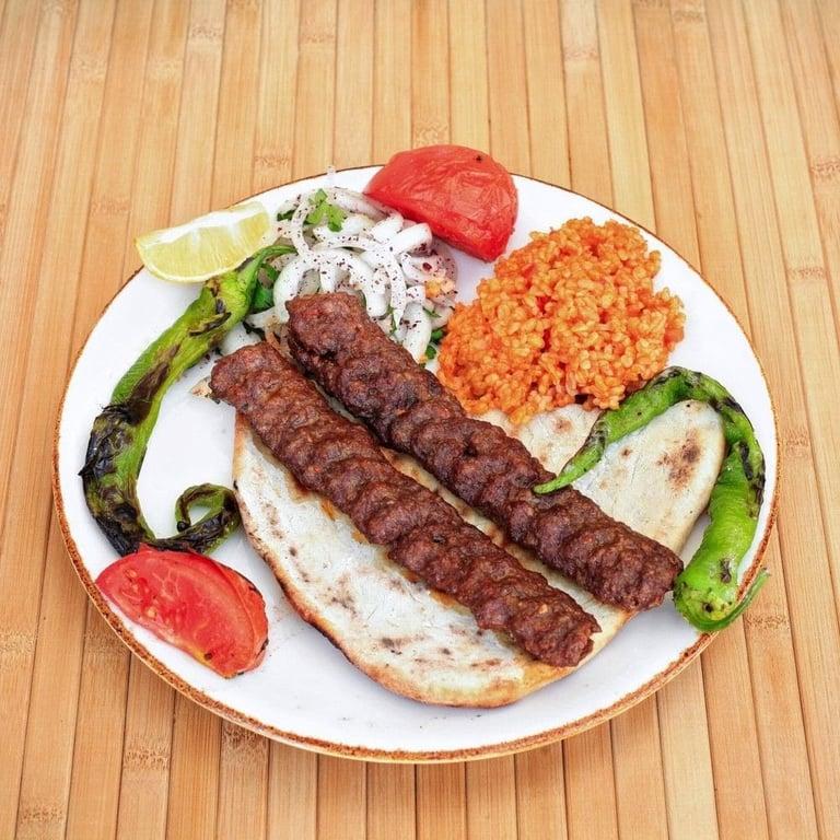 Kebapçı Rıdvan Kor Ateş Restaurant - Pide Kebap Lahmacun - Konyaaltı fotoğraf 9