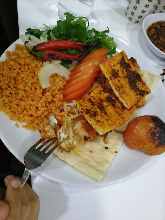 Bereket Lahmacun Pide ve Kebap Salonu fotoğraf 5
