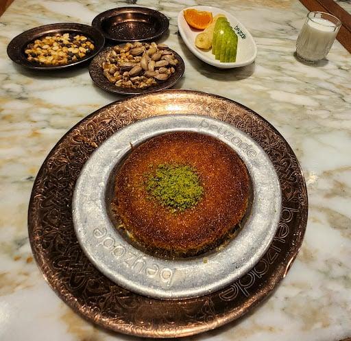 Beyzade Künefe & Kahvaltı Karaköy fotoğraf 5