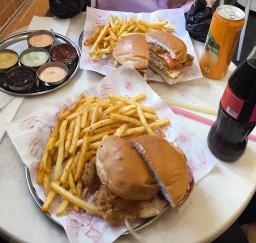 Juste Fried Chicken fotoğraf 3