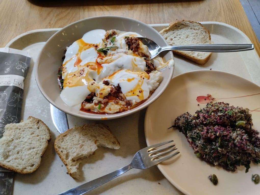 Karşıyaka Meze Evi fotoğraf 9