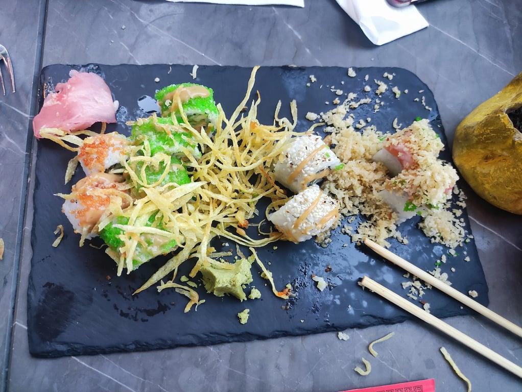 Walk in WOK & SUSHI BAR fotoğraf 17