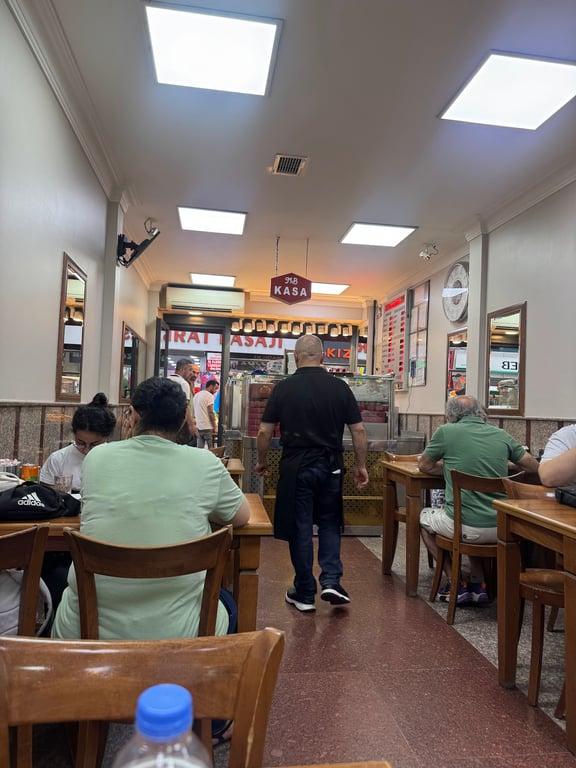 Tarihi Kadıköy Börekçisi fotoğraf 1
