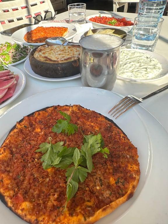 Zeki Usta Kebap Türkmenbaşı Şubesi fotoğraf 7