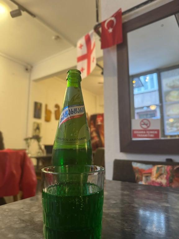 Tiflisi Restoran | Gürcistan Geleneksel Mutfağı fotoğraf 18