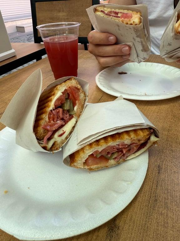 Ayvalık Tostu Nerede Yenir ( Tost ve ötesi ) fotoğraf 8