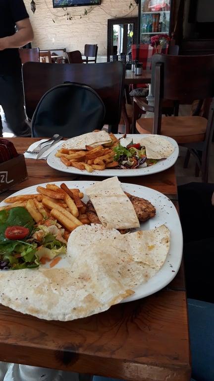 Rainbow Cafe & Restaurant fotoğraf 3