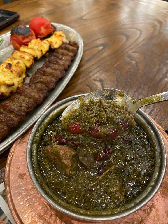 Reyhun Iran Restorantı fotoğraf 13