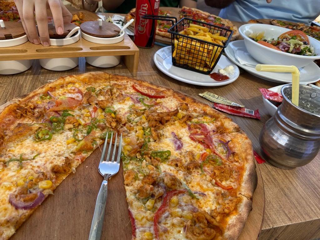 İzla Pizzeria Midyat fotoğraf 3