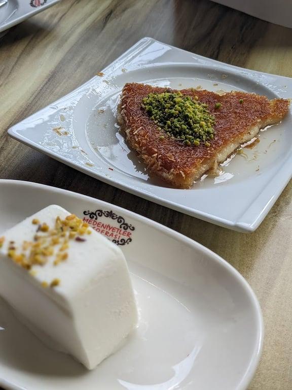 Medeniyetler Sofrası - Al Madina Restaurant İstanbul (Etiler/Levent) fotoğraf 5