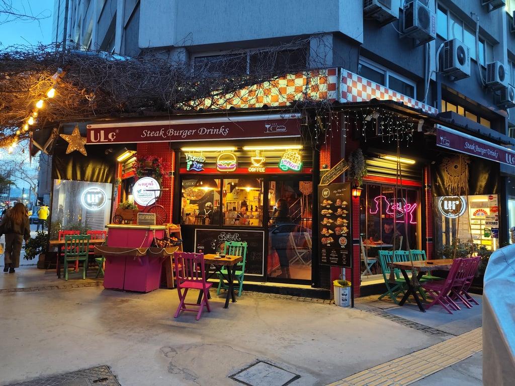 By Uluç Reis- Steak Burger Drinks fotoğraf 6