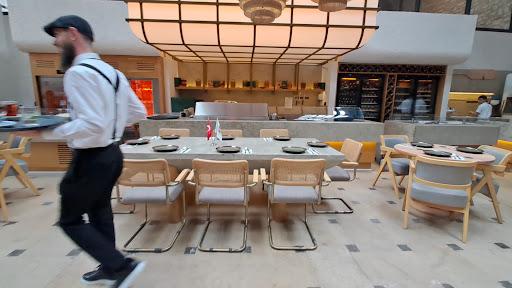 Levantine İstanbul fotoğraf 2