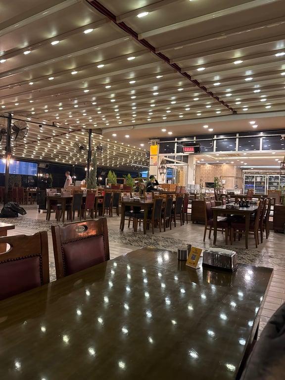 Yedi Kardeşler Restoran Kebap ve Lahmacun fotoğraf 3