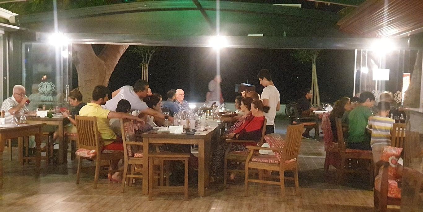 Motif Restaurant and Eyna Hotel fotoğraf 3