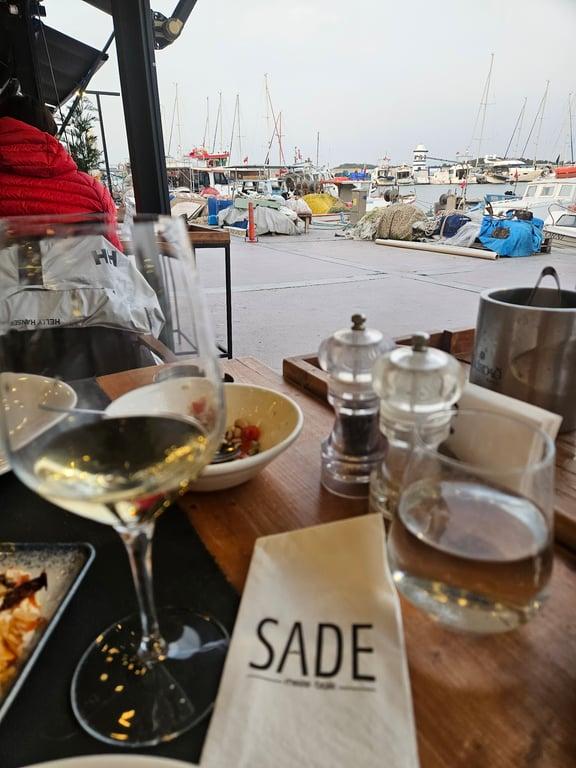 Sade Urla fotoğraf 23