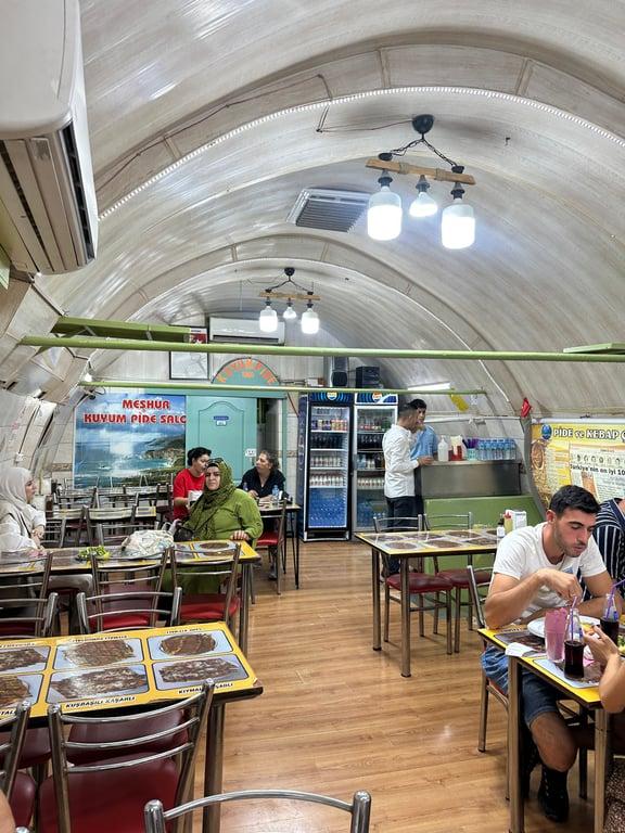 Meşhur Kuyum Pide Salonu fotoğraf 9