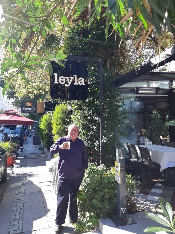 Leyla fotoğraf 1