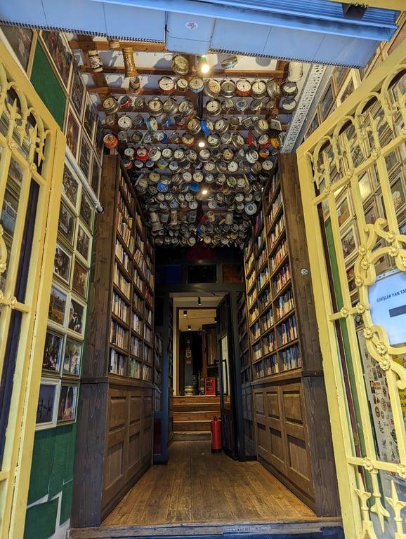 Varuna Gezgin Cafe - İstanbul fotoğraf 4