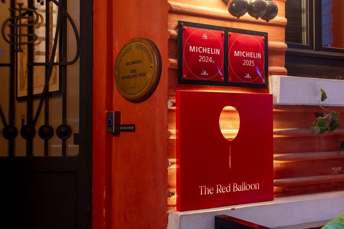 The Red Balloon Restoran & Bar fotoğraf 3
