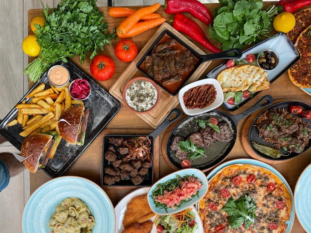 Mezza Gurme, Restoran & Market fotoğraf 6