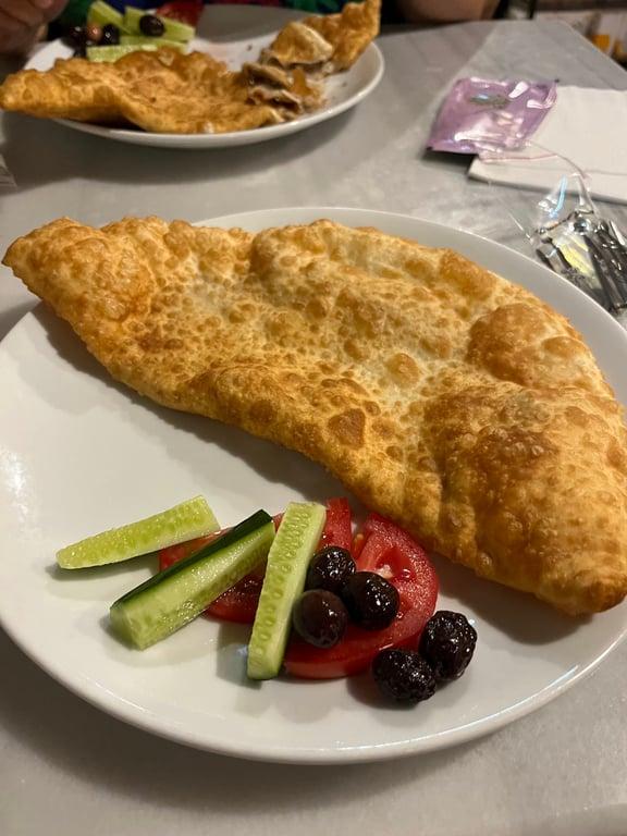 Mor Salkım Cafe