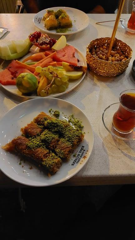 Hataylilar Kral Künefe fahri kayhan fotoğraf 15