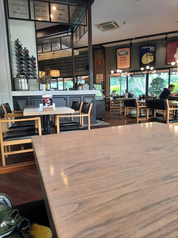 Shakespeare Coffee & Bistro (Akra) fotoğraf 4
