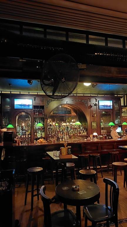 Zeplin Pub&Delicatessen Cadde fotoğraf 8
