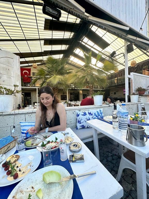 İkide2 Alaçatı Meyhane fotoğraf 5