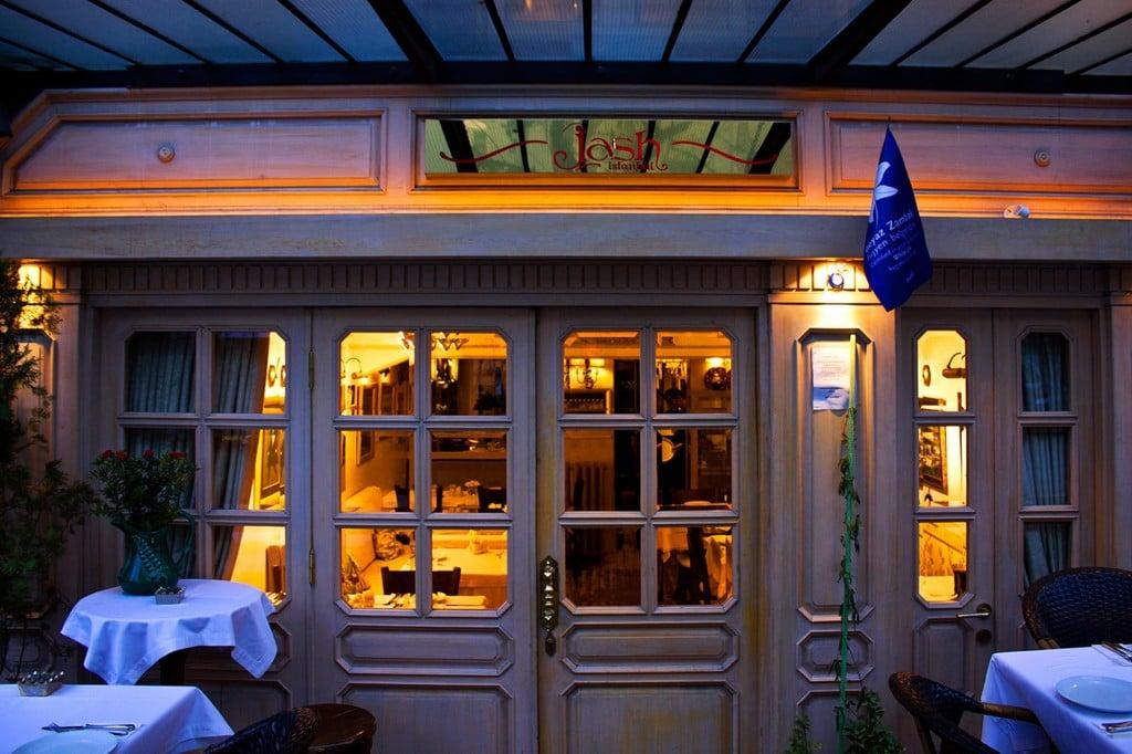 Jash İstanbul fotoğraf 2