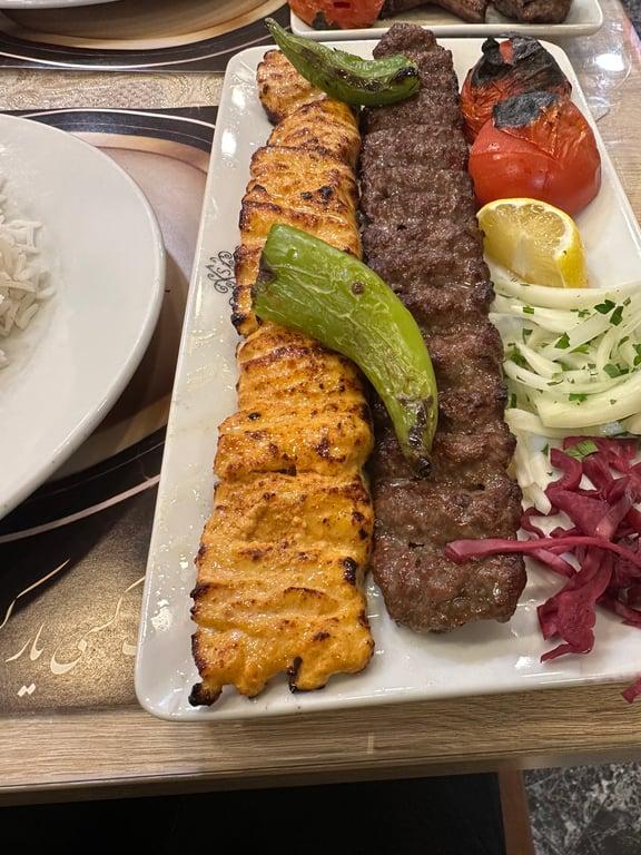 Safír Iranian Restaurant fotoğraf 4