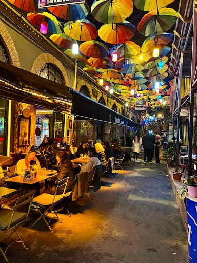 Ben'den Karaköy