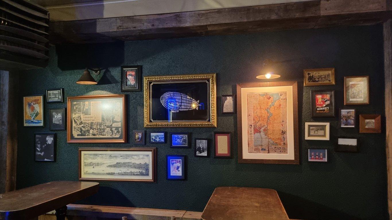 Zeplin Pub&Delicatessen Cadde fotoğraf 5