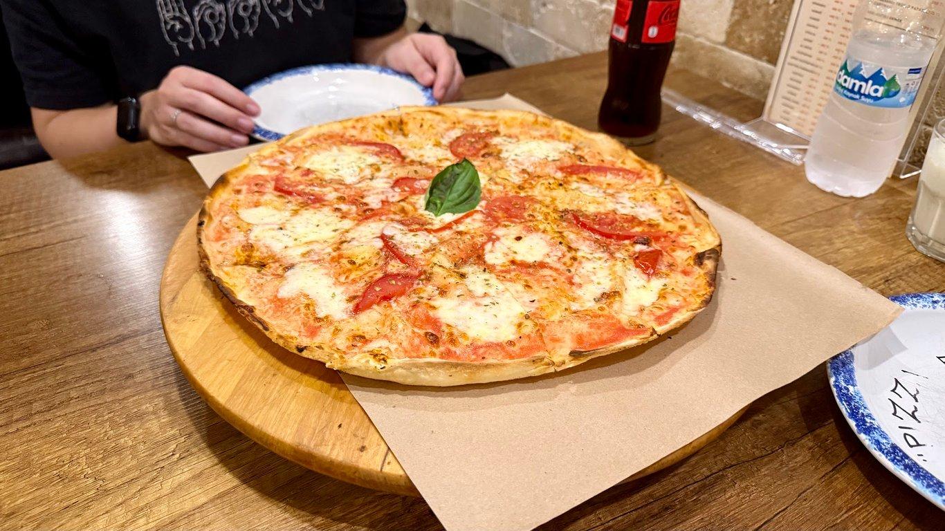 Pizza Napoli fotoğraf 22