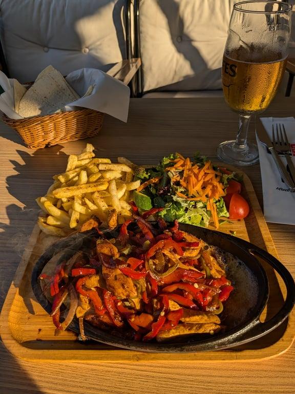 BERRY GARDEN CAFE & BISTRO fotoğraf 10