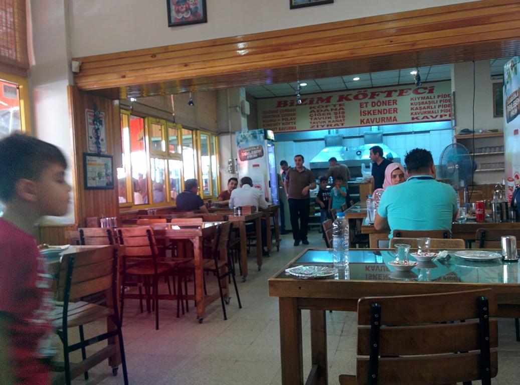 Bizim Köfteci Pide Salonu fotoğraf 6