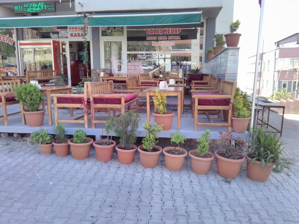 Öz Salaş Kebap Salonu fotoğraf 11