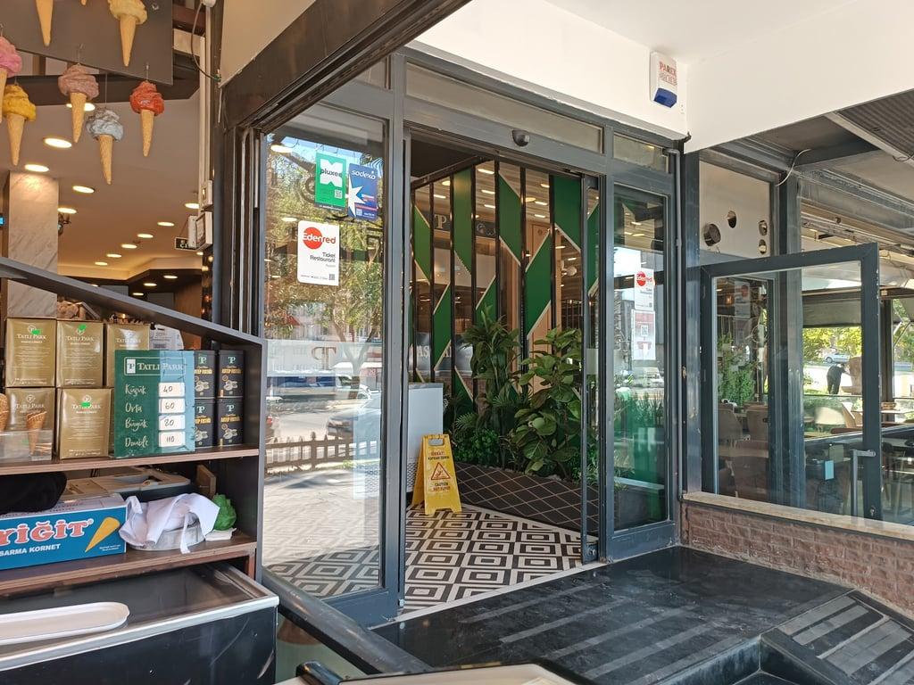 Tatlı Park (Binevler & Restoran-Şube)