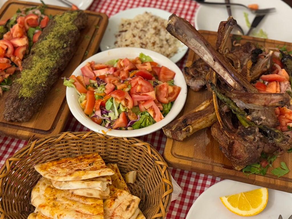 Hasan Ustam Ocakbaşı restaurant fotoğraf 11