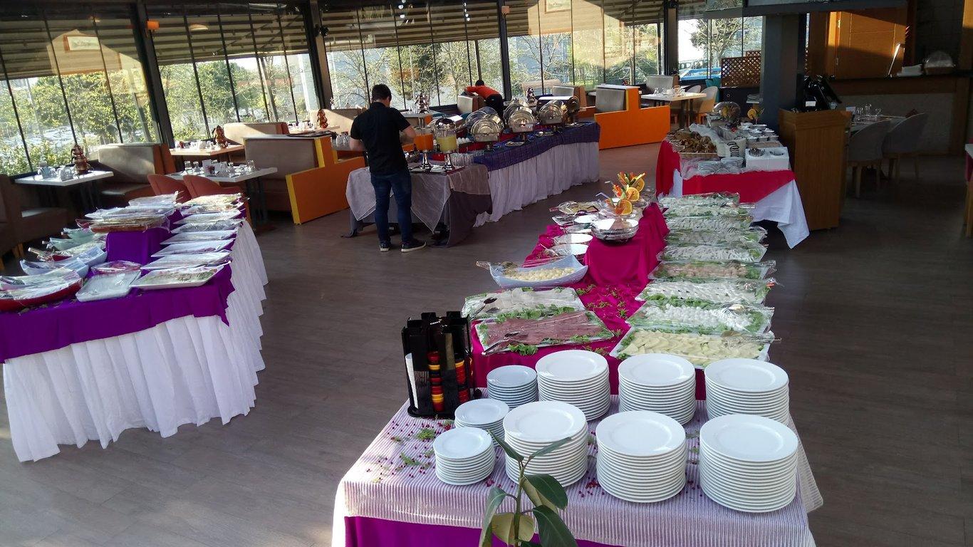 Clemence cafe fotoğraf 1