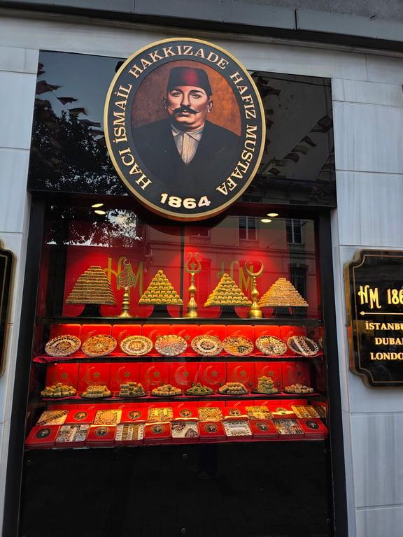 Medeniyetler Sofrası - Al Madina Restaurant İstanbul (Taksim/Beyoğlu) fotoğraf 18