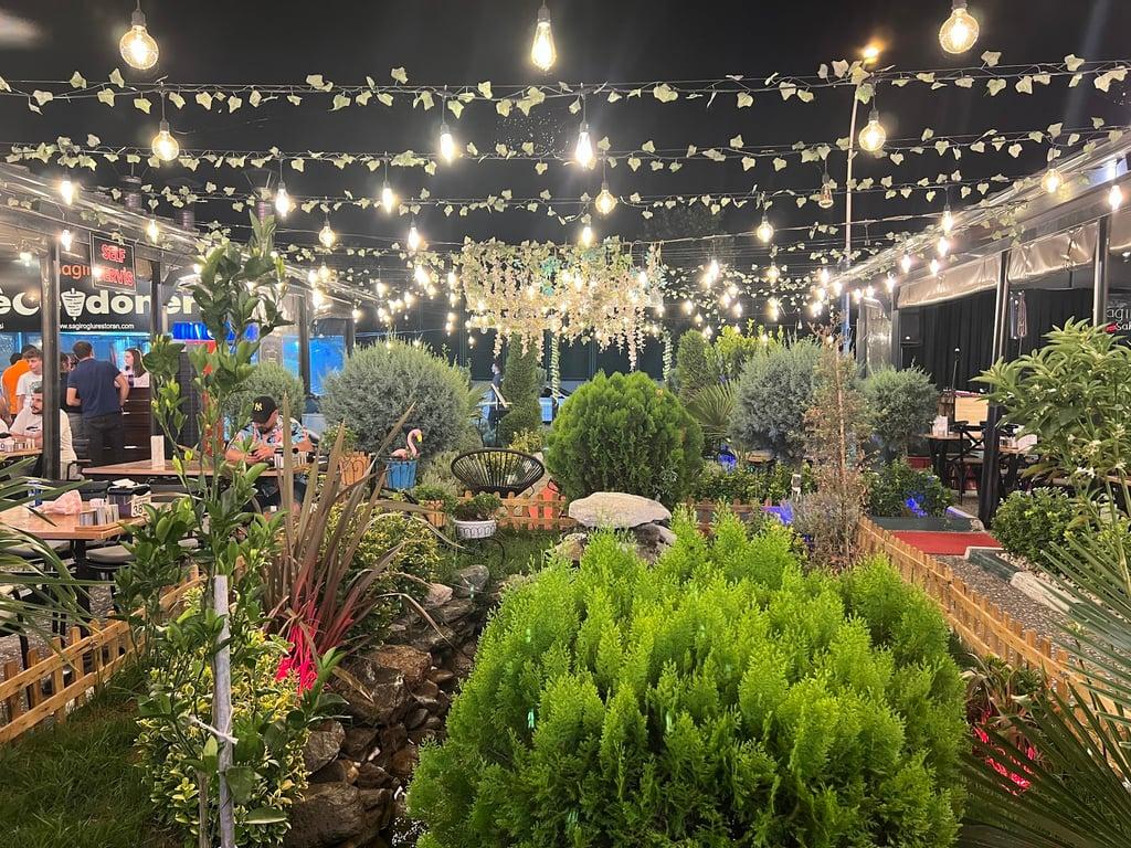 Sağıroğlu Restoran | Bursa Gece Dönercisi fotoğraf 8