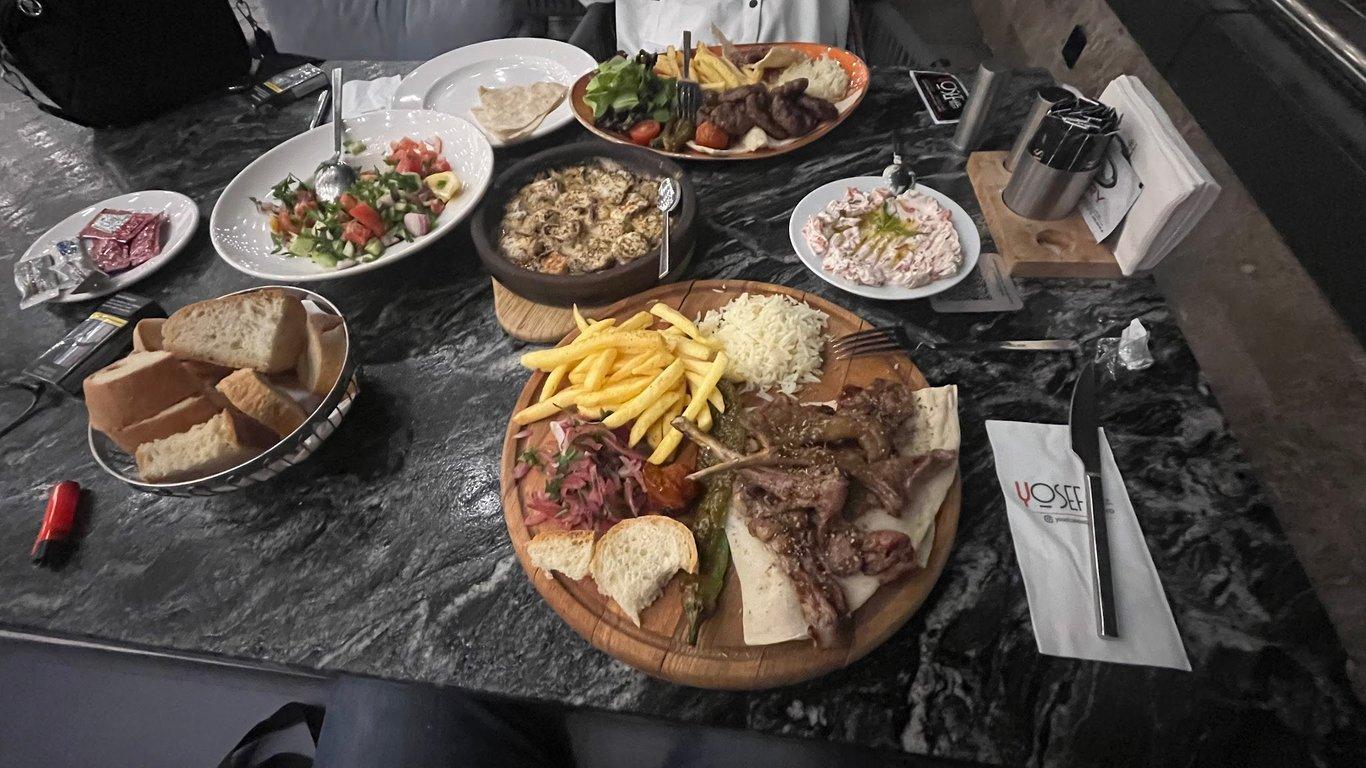 Yosef Cafe & Restaurant fotoğraf 3