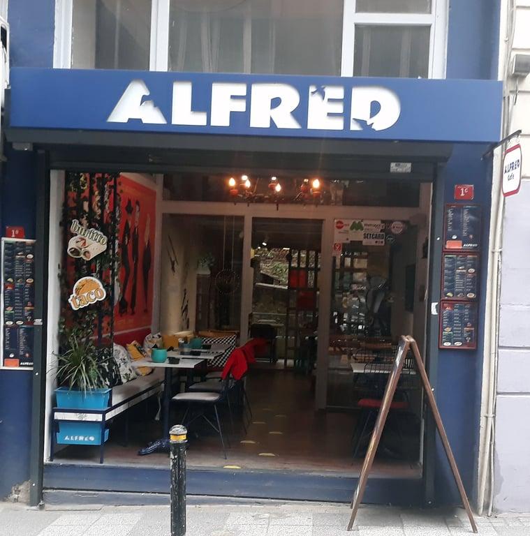 Alfred Cafe & Restaurant fotoğraf 1