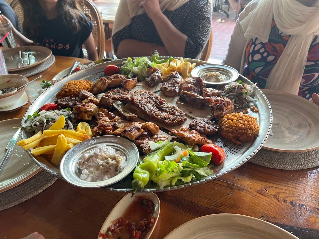 Mezze Grill Restaurant & Ocakbasi fotoğraf 18