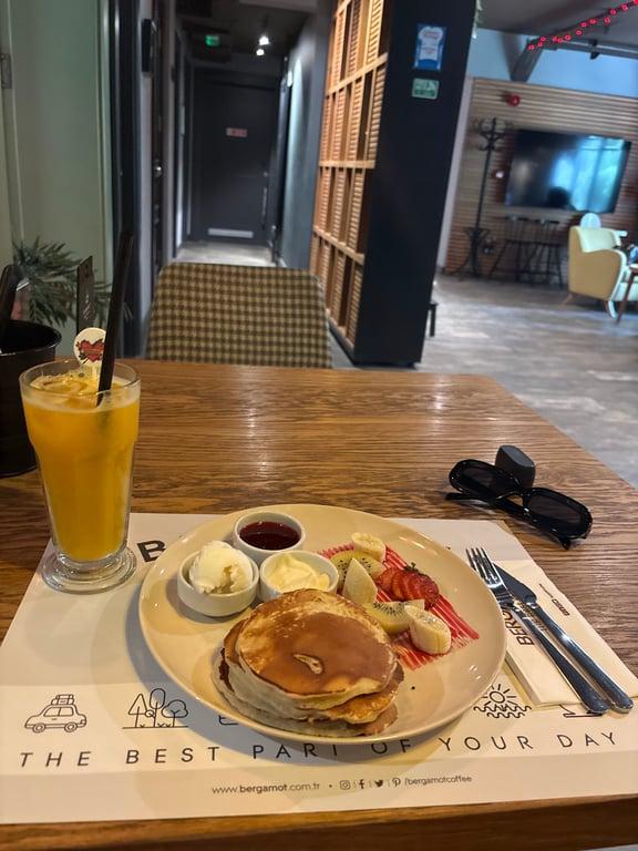 Bergamot Cafe fotoğraf 5